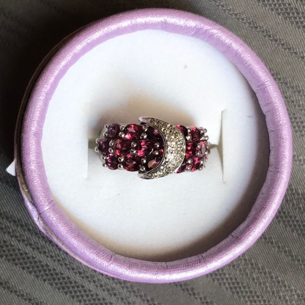 Orissa Rhodolite Garnet white topaz ring